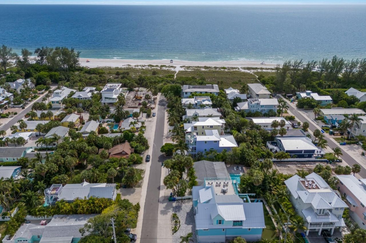 118 Mangrove Avenue, Anna Maria, FL 34216 Photo