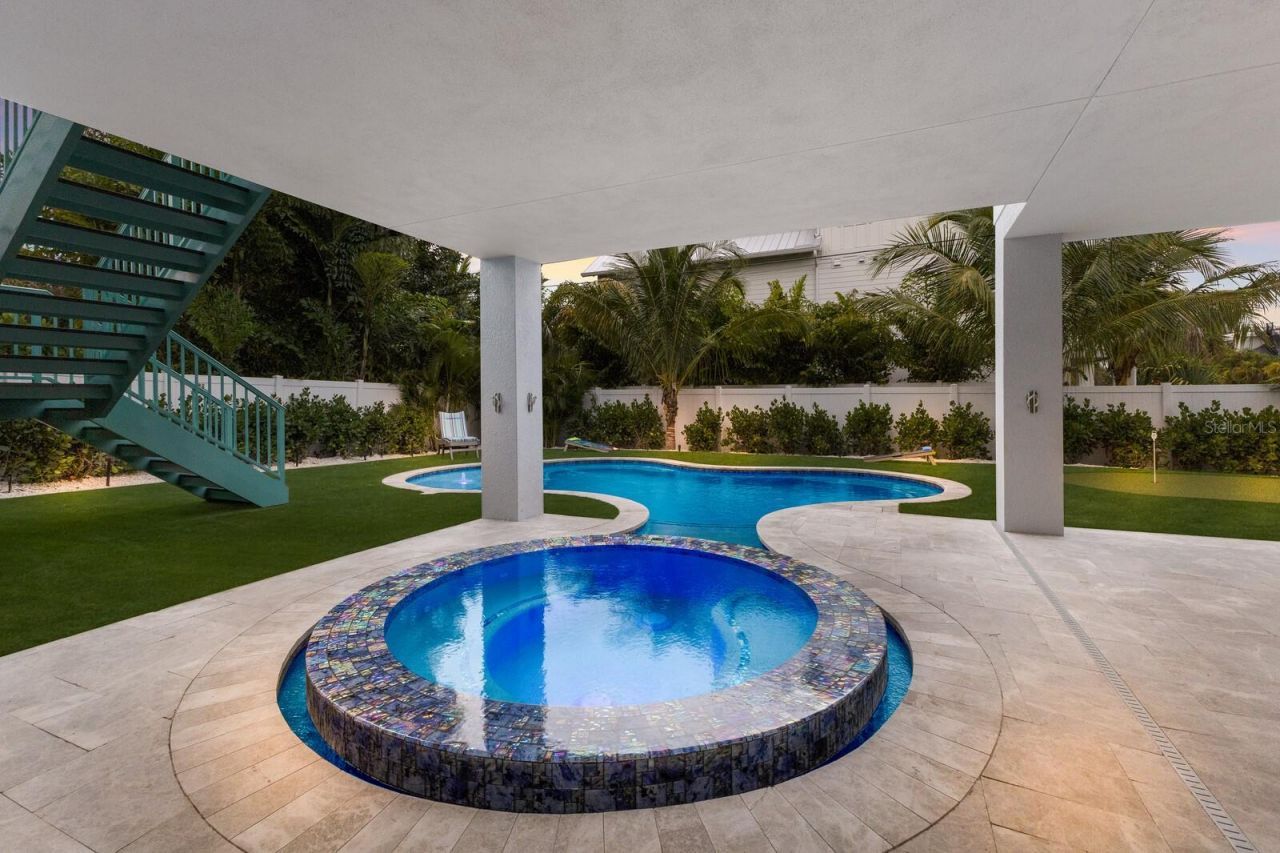 118 Mangrove Avenue, Anna Maria, FL 34216 Photo