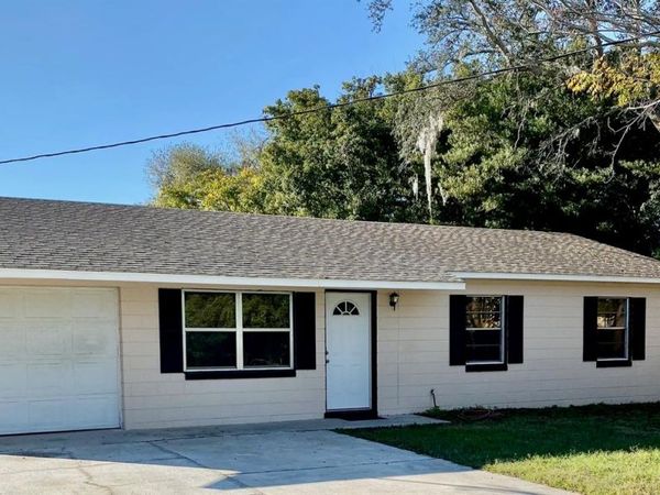 607 RIDGE PLACE, TAVARES, FL 32778