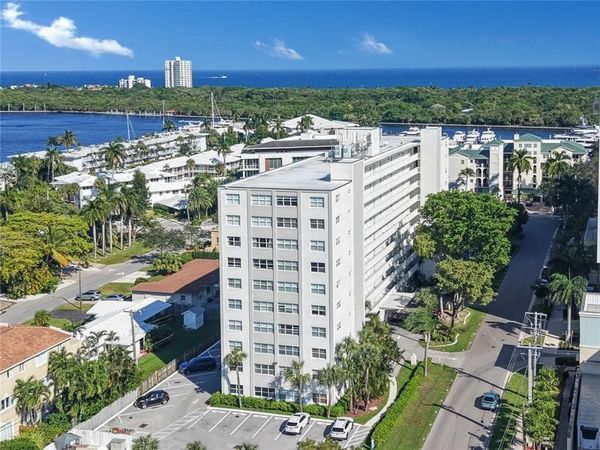 2555 NE 11th St, Unit 804, Fort Lauderdale, FL 33304