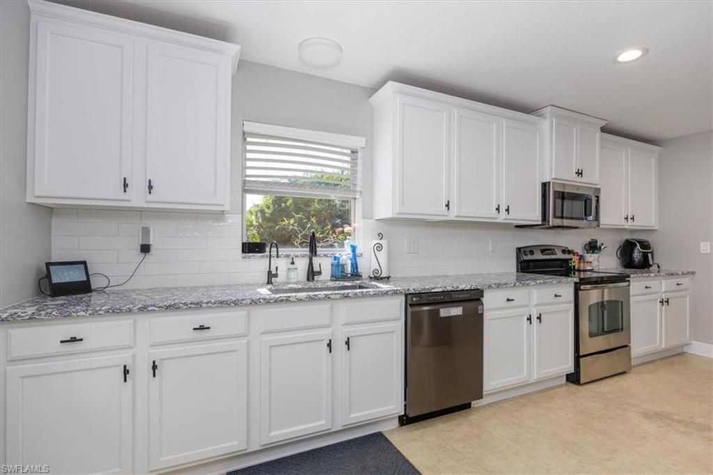 3739 NE 16th Ave, Cape Coral, FL 33909 Photo