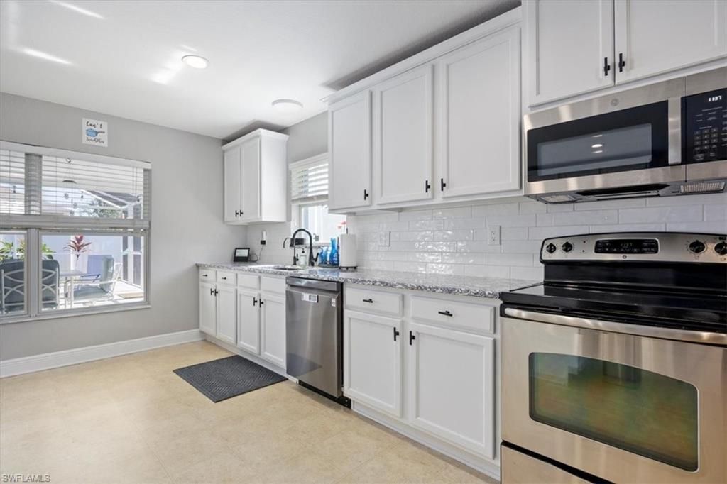 3739 NE 16th Ave, Cape Coral, FL 33909 Photo