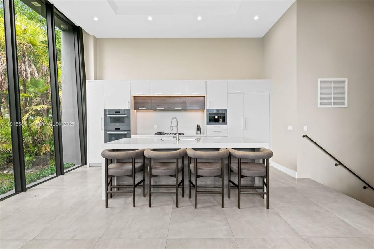 624 N Victoria Park Rd, Fort Lauderdale, FL 33304 Photo