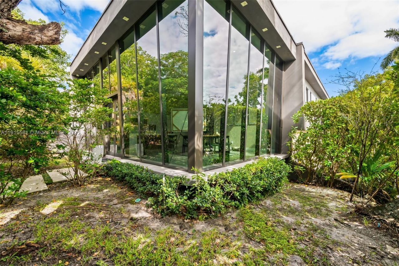 624 N Victoria Park Rd, Fort Lauderdale, FL 33304 Photo