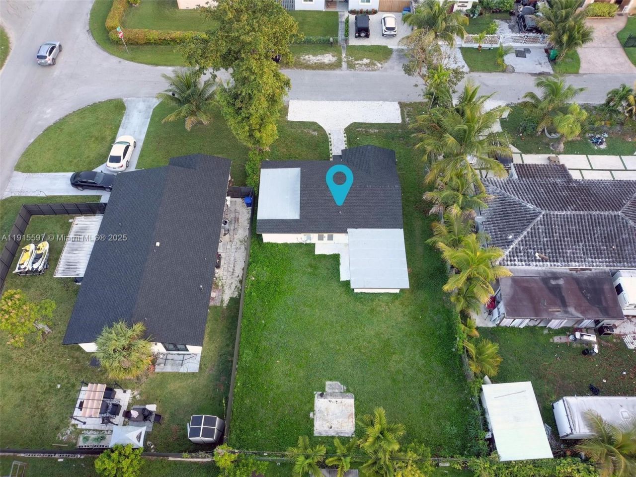 216 NE 160th St, Miami, FL 33162 Photo