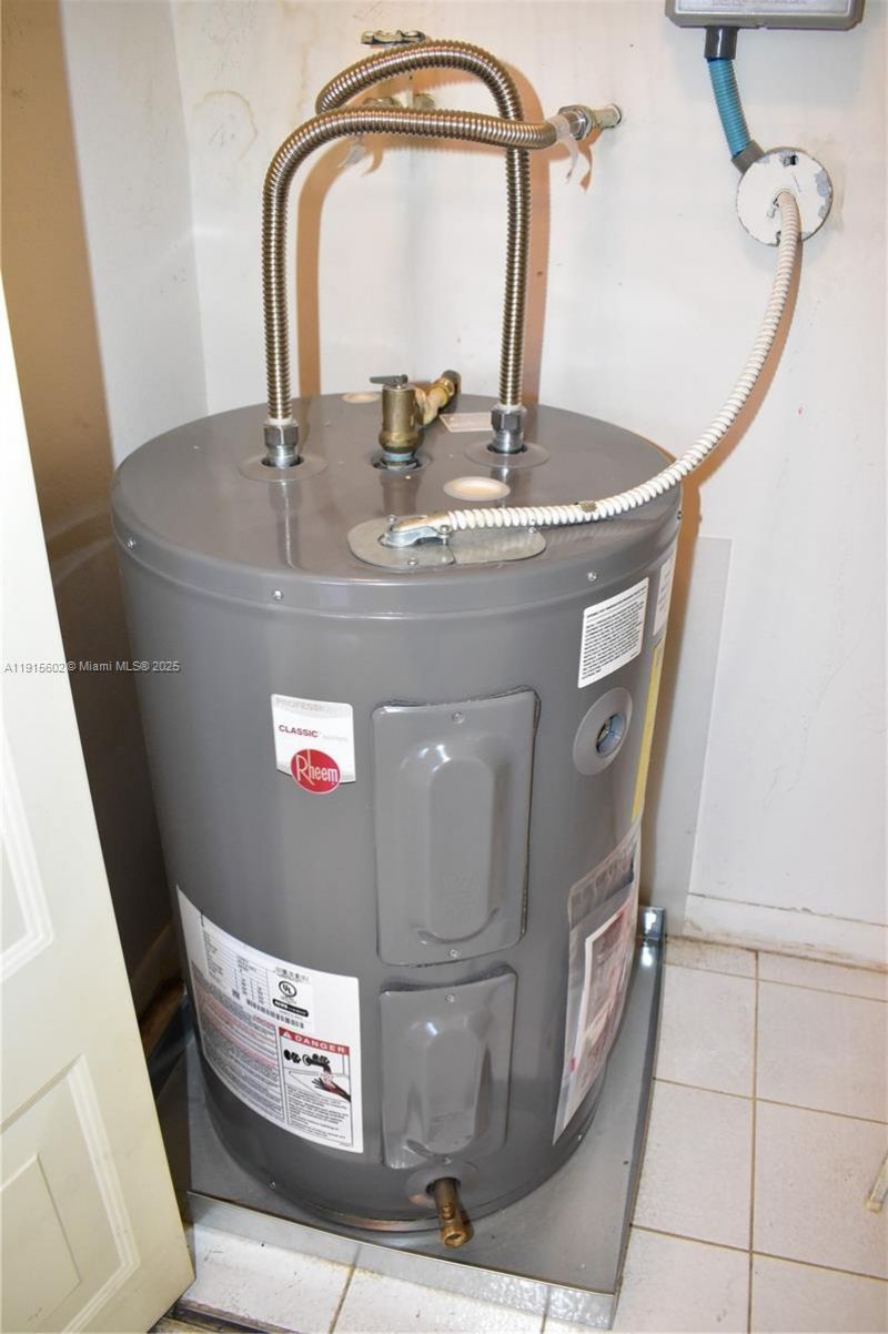 9721 Sunrise Lakes Blvd, Unit 108, Sunrise, FL 33322 Photo