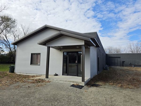 1801 Griswold Avenue, Sterling, IL 61081