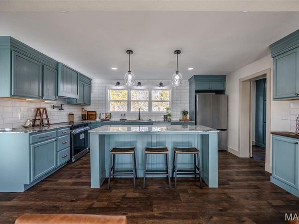 804 E Main Street, Richland, MO 65556