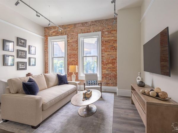 17 S Palafox Pl, Unit 313, Pensacola, FL 32502