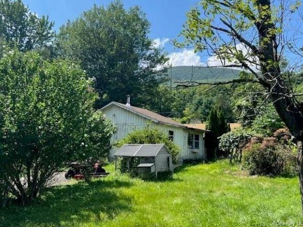 244 Upper Samsonville Road, Olivebridge, NY 12461