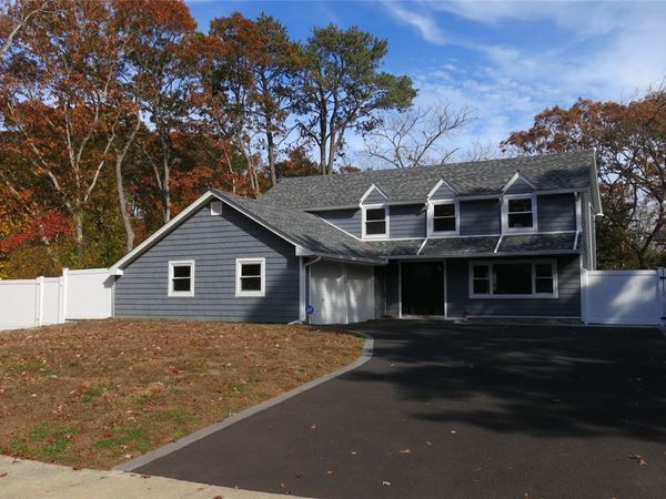 1 Eliot Drive, Lake Grove, NY 11755