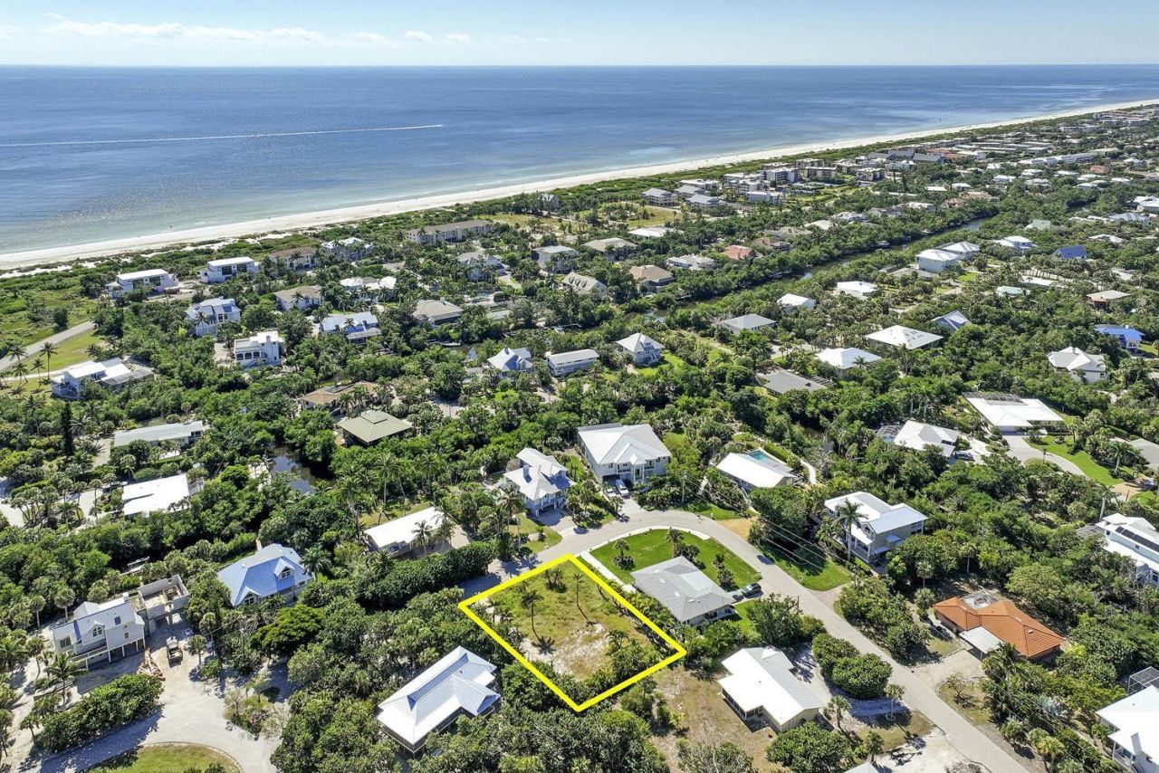 524 Lagoon Dr, Sanibel, FL 33957 Photo