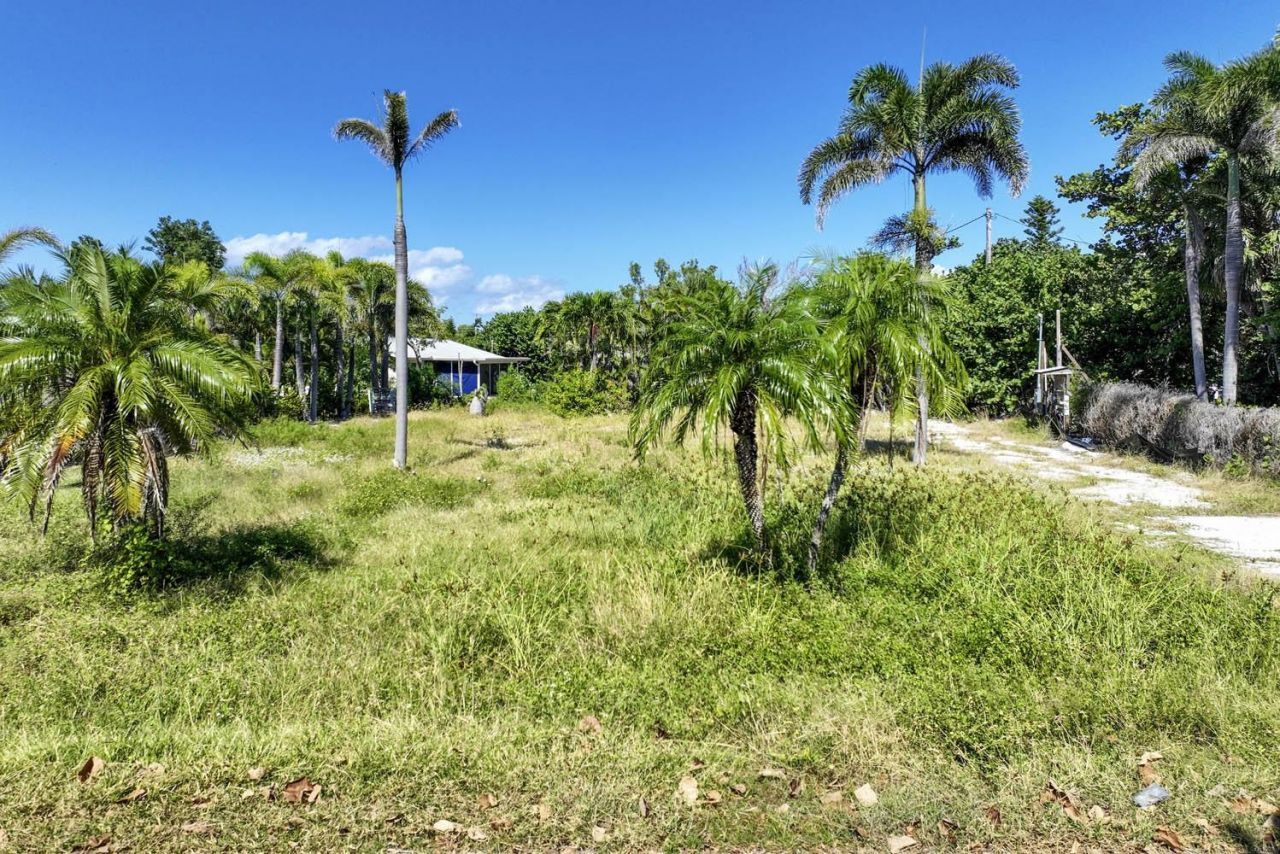 524 Lagoon Dr, Sanibel, FL 33957 Photo