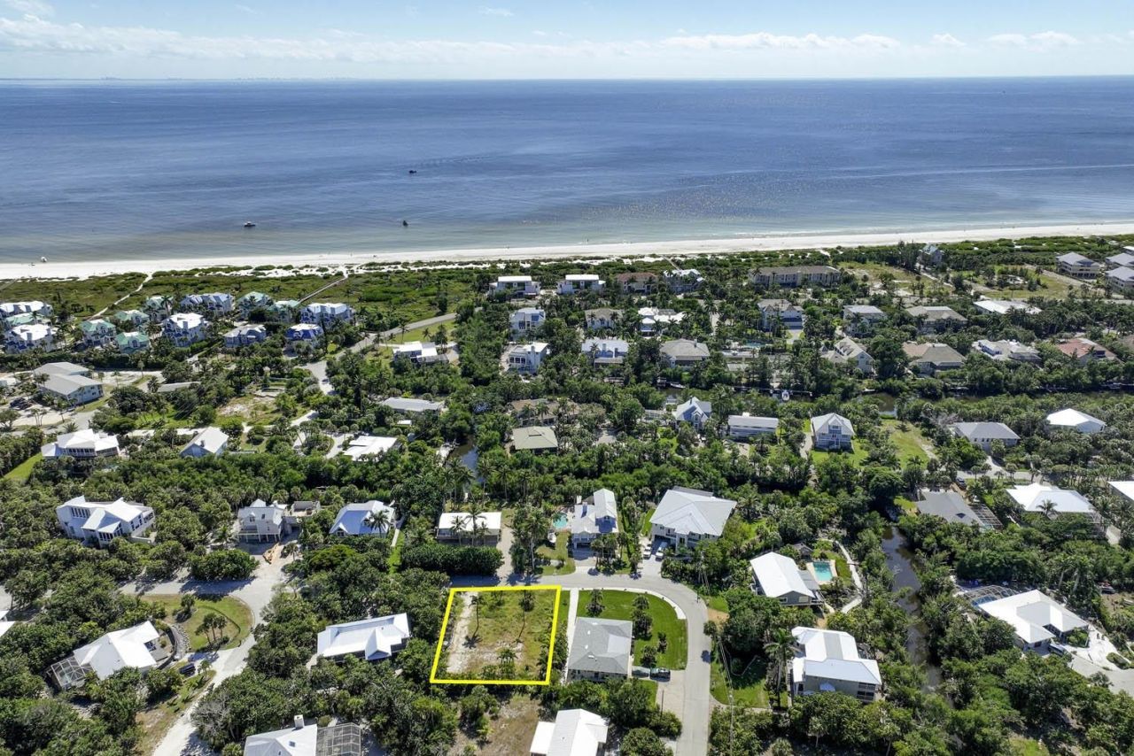 524 Lagoon Dr, Sanibel, FL 33957 Photo