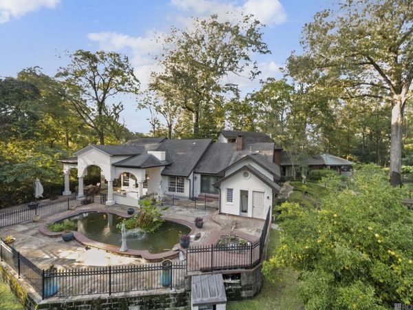 11646 N Oak Hills Pkwy, Baton Rouge, LA 70810