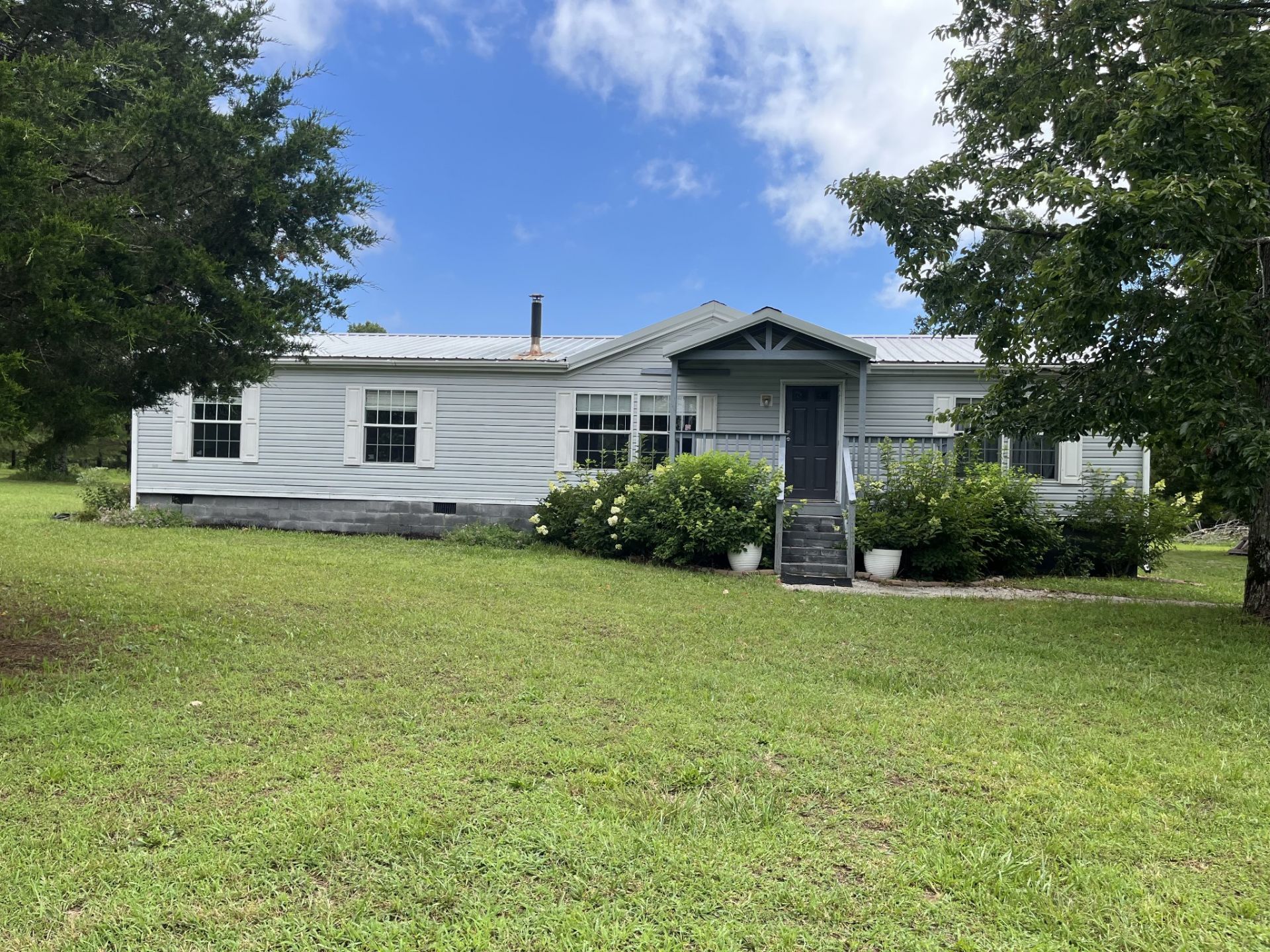 130 Sage Ln, Waynesboro, TN 38485 Main Photo
