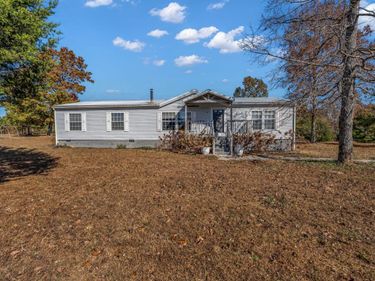 130 Sage Ln, Waynesboro, TN 38485