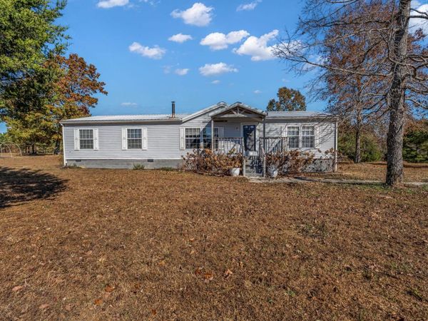 130 Sage Ln, Waynesboro, TN 38485