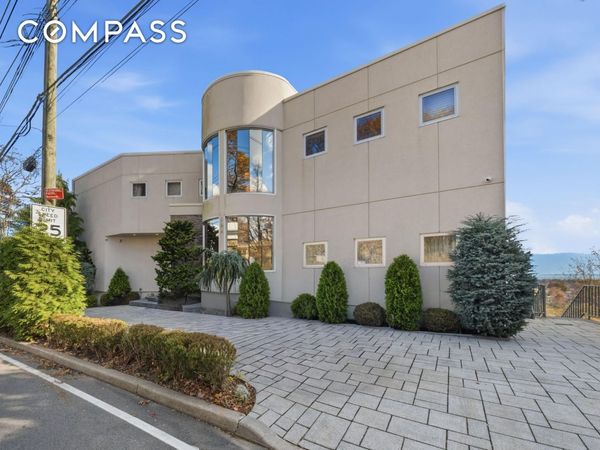 186 Flagg Place, StatenIsland, NY 10304