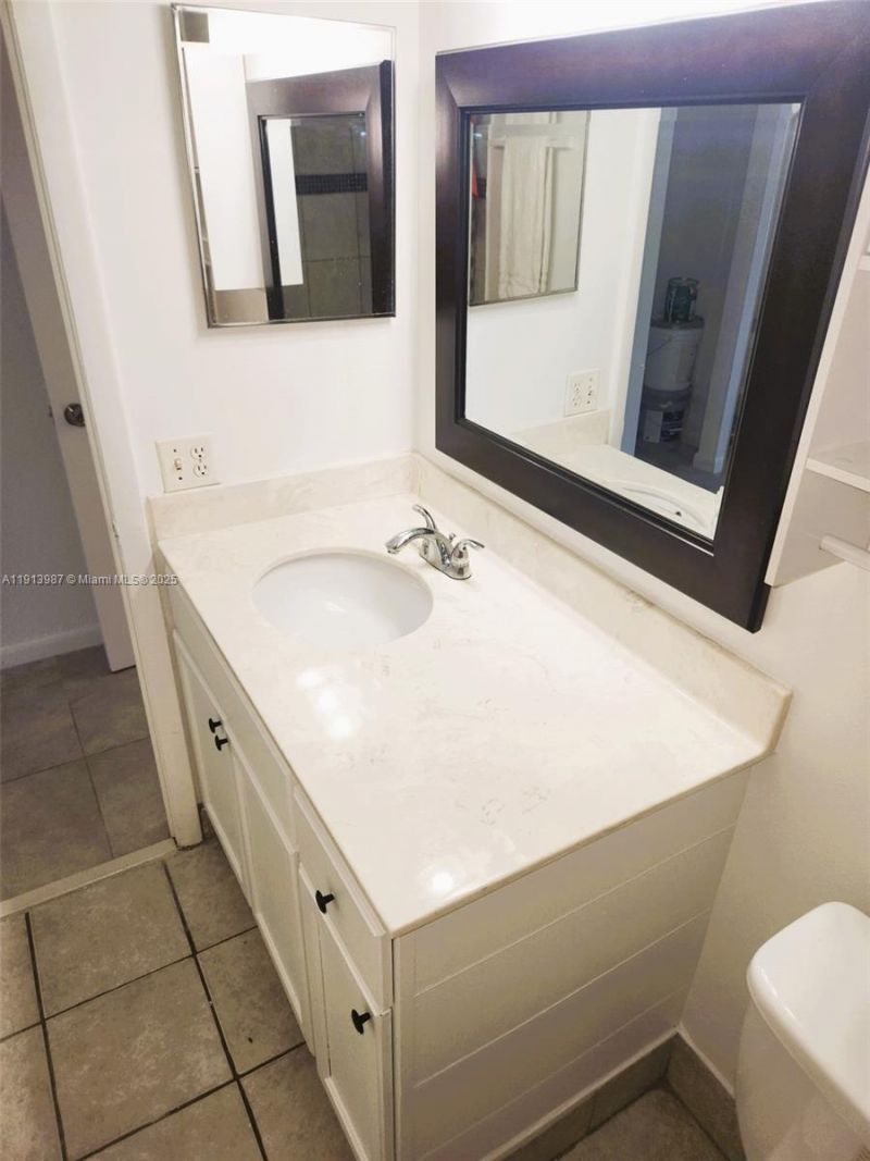 11453 NW 39th Ct, Unit 111-2, Coral Springs, FL 33065 Photo