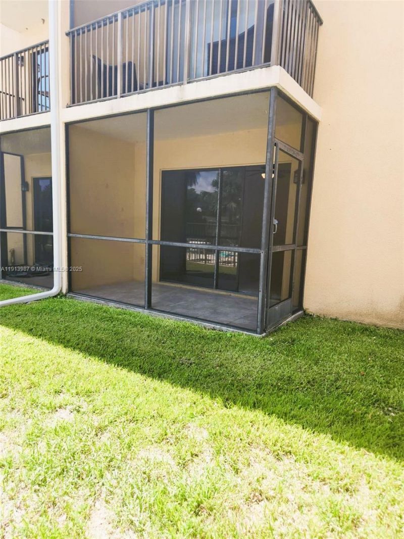 11453 NW 39th Ct, Unit 111-2, Coral Springs, FL 33065 Photo