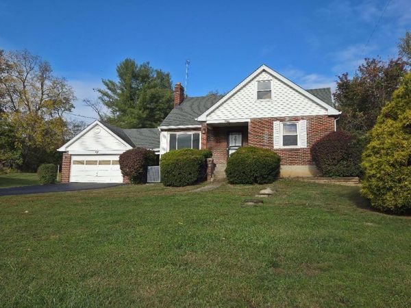 8240 Camargo Road, Madeira, OH 45243