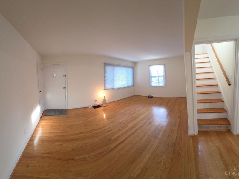 8240 Camargo Road, Madeira, OH 45243 Photo 4