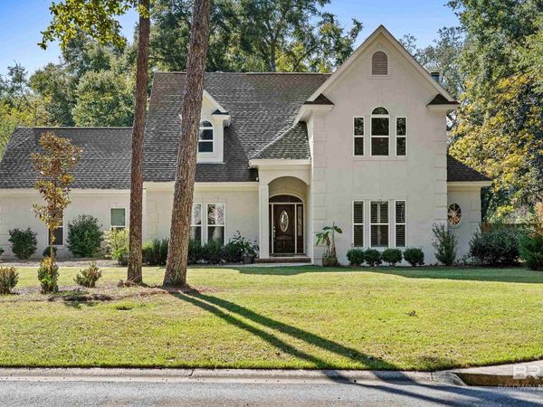 6120 Oakwood Lane, Fairhope, AL 36532