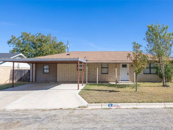 4302 Brookdale Drive, Brownwood, TX 76801