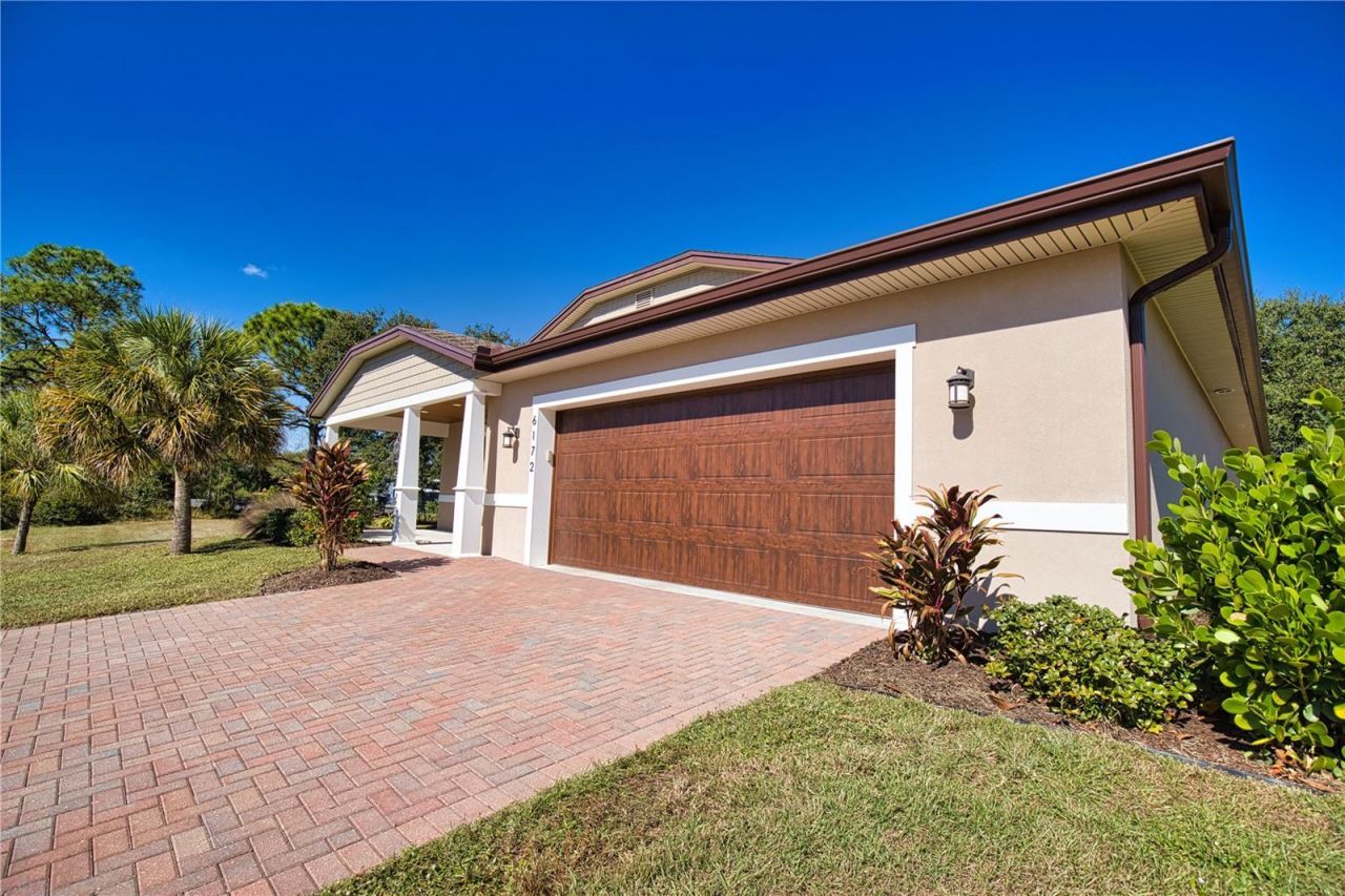 6172 Alhambra Avenue, North Port, FL 34291 Photo