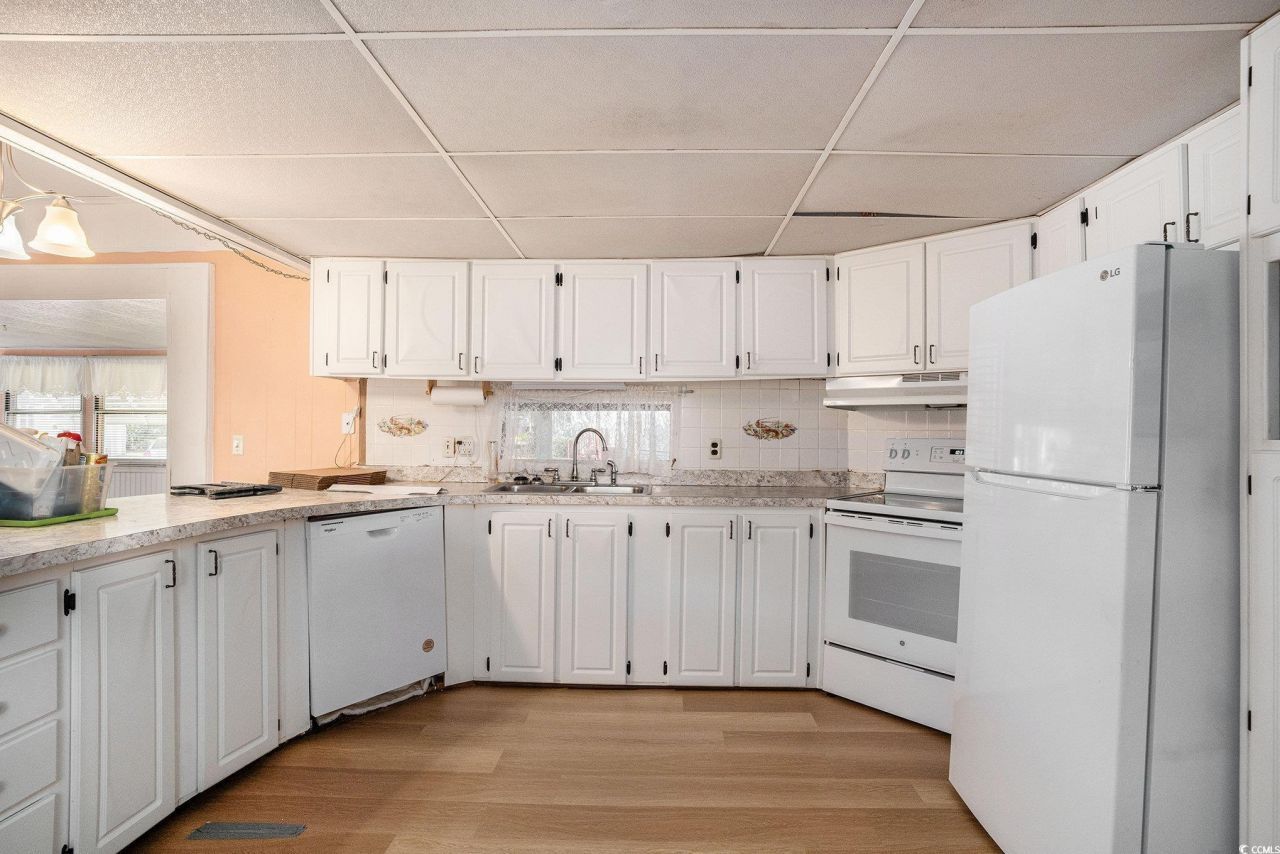 109 Village Ct. Photo 10