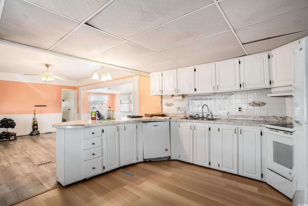 109 Village Ct. Photo 11