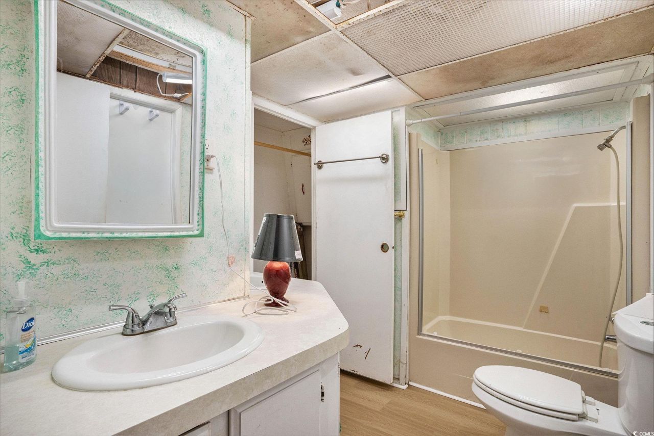 109 Village Ct. Photo 14