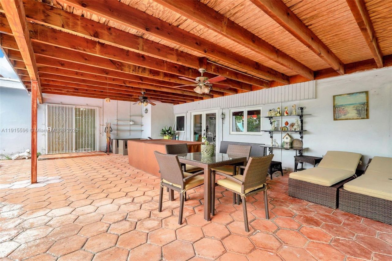 3711 SW 87th Ave, Miami, FL 33165 Photo