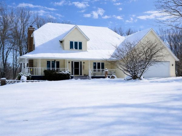 33791 Early Road, New Carlisle, IN 46552