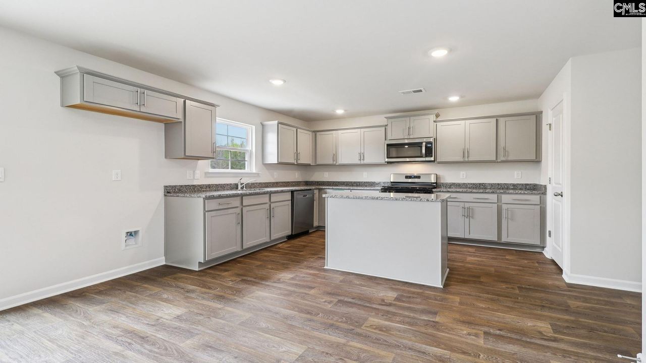 118 Kirkwood Court Photo 7