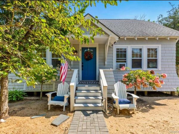 22 Crescent Avenue, Seaview, NY 11770