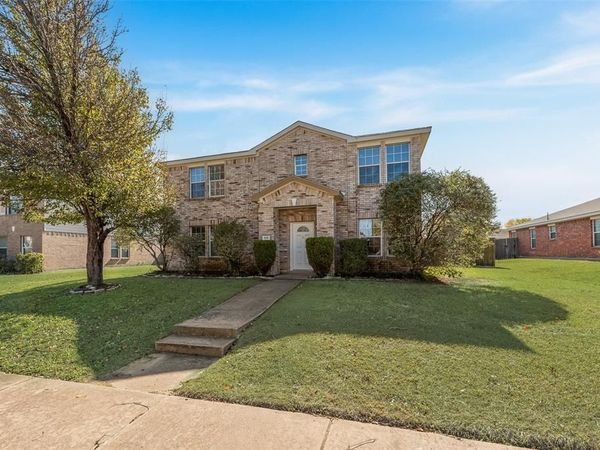 616 Jewelflower Drive, DeSoto, TX 75112