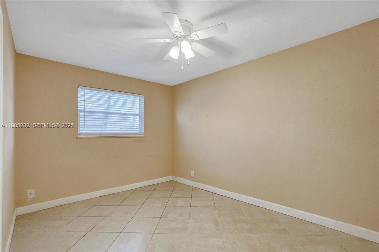 6740 Douglas St, Hollywood, FL 33024 Photo