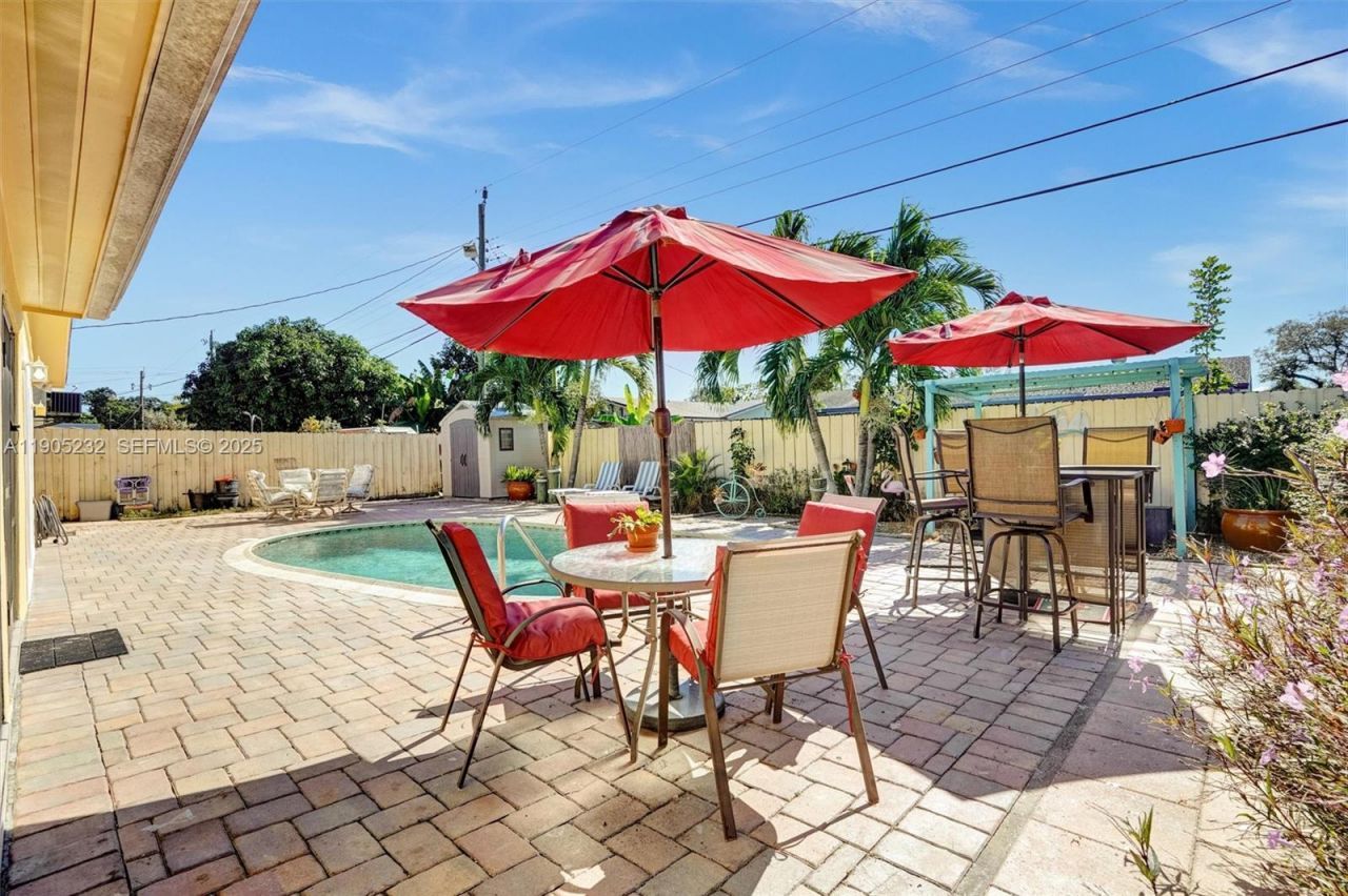 6740 Douglas St, Hollywood, FL 33024 Photo