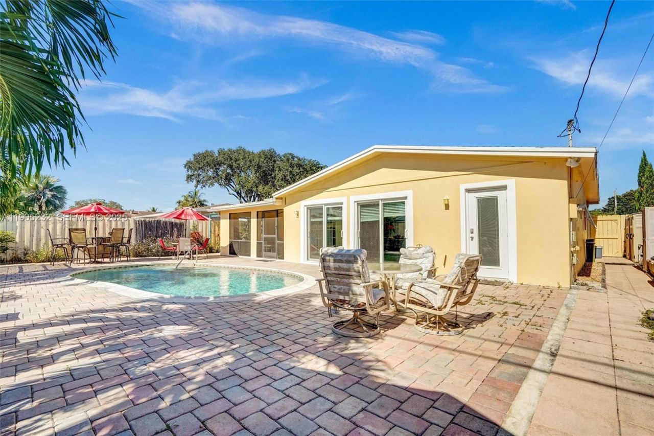 6740 Douglas St, Hollywood, FL 33024 Photo