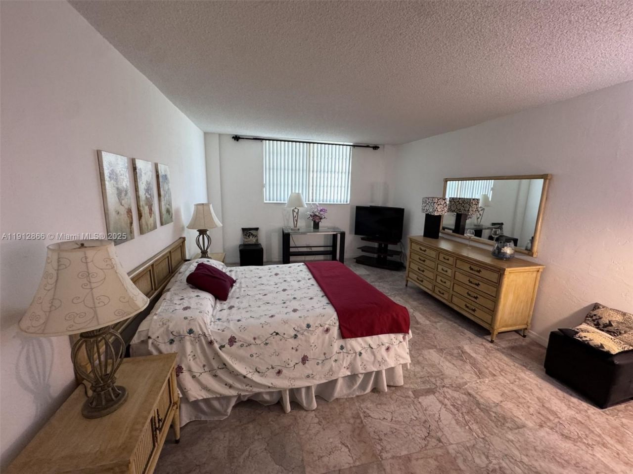 19390 Collins Ave, Unit 1608, Sunny Isles Beach, FL 33160 Photo
