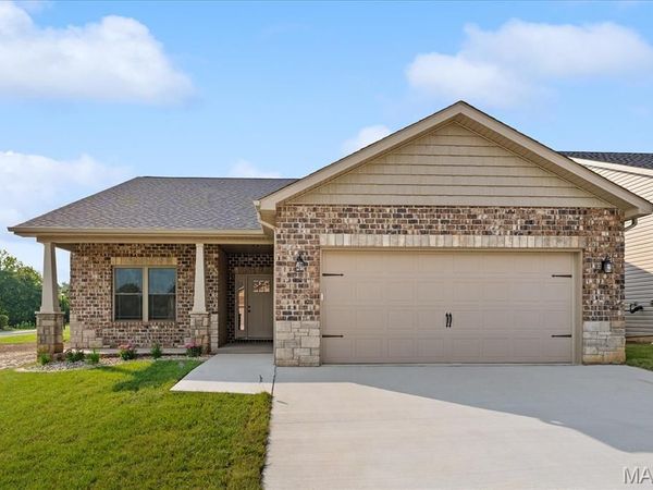 8084 Villa Valley, Caseyville, IL 62232