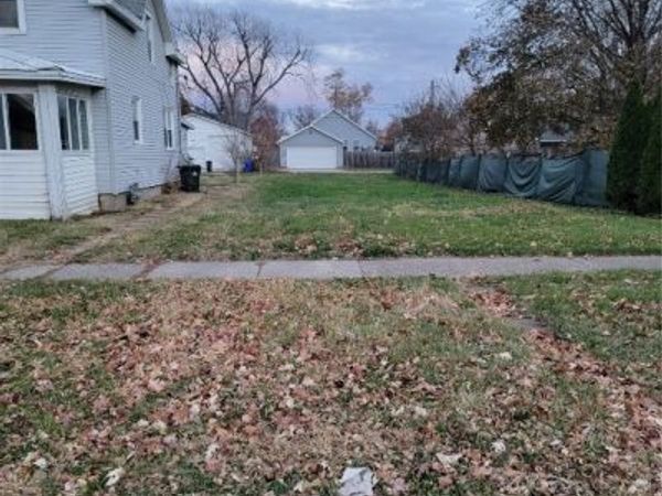 531 9th Street SW, Cedar Rapids, IA 52404