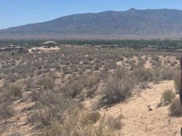 30 Paseo Alto Oeste, Corrales, NM 87048