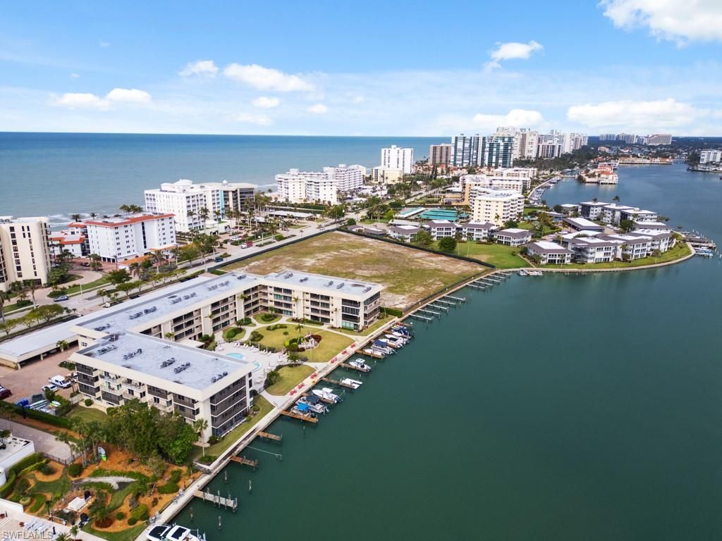 3200 Gulf Shore Blvd N, Unit 407, Naples, FL 34103 Photo