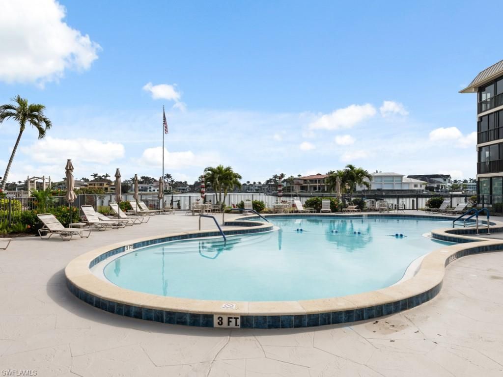 3200 Gulf Shore Blvd N, Unit 407, Naples, FL 34103 Photo