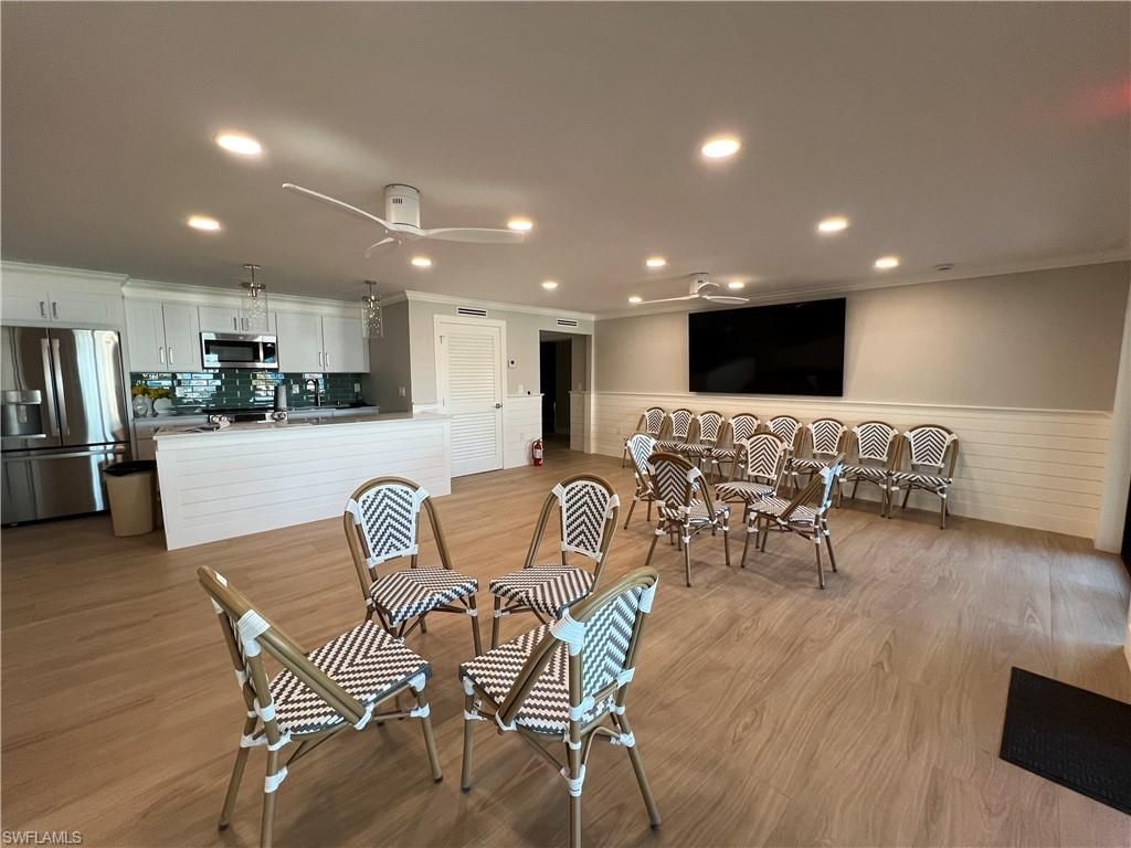 3200 Gulf Shore Blvd N, Unit 407, Naples, FL 34103 Photo