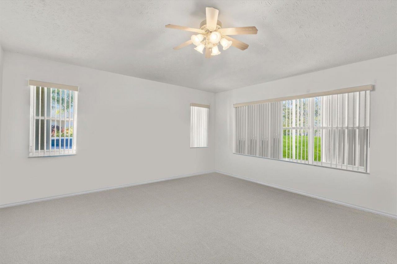 6202 Alexandria Circle, Fort Pierce, FL 34982 Photo