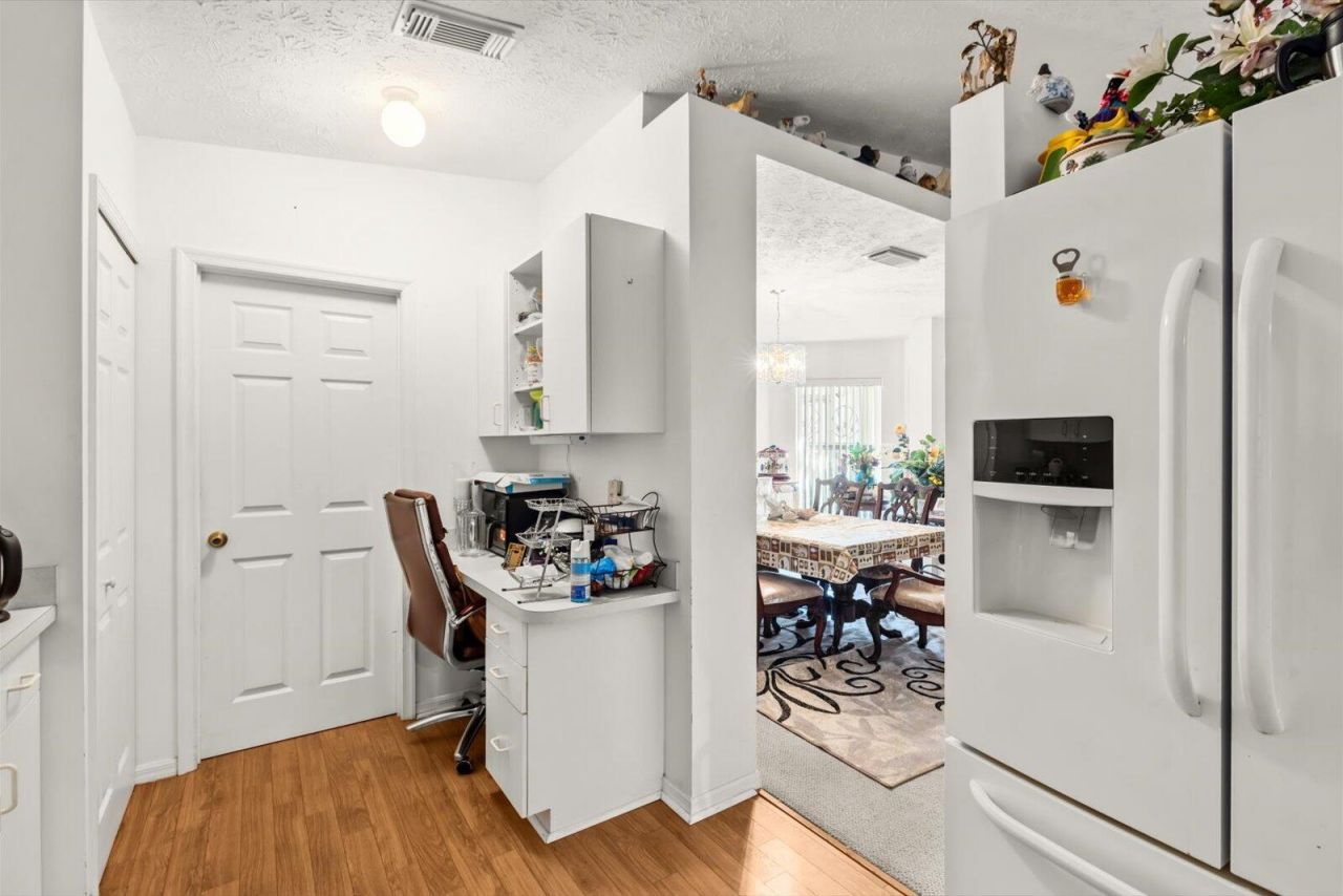 6202 Alexandria Circle, Fort Pierce, FL 34982 Photo